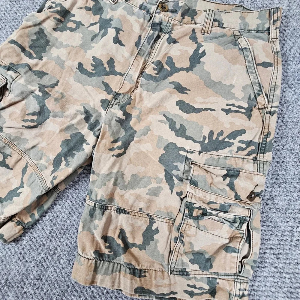 Levis Mens Desert Camo Baggy Cargo Shorts Size 38 Tan Green Camouflage